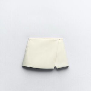 NWT Zara Wrap front mini skirt, oyster white, size XL